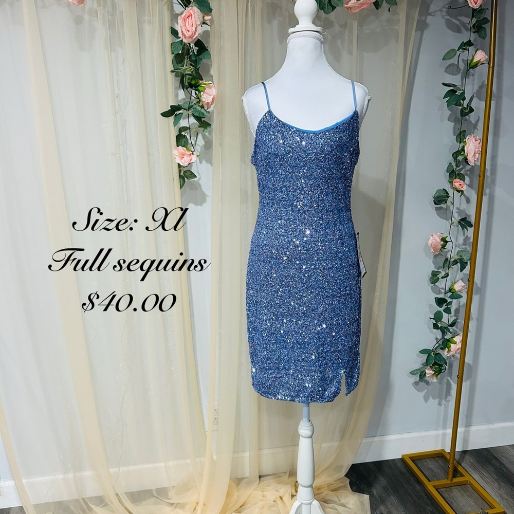 Elegant Blue Sequin Mini Dress
